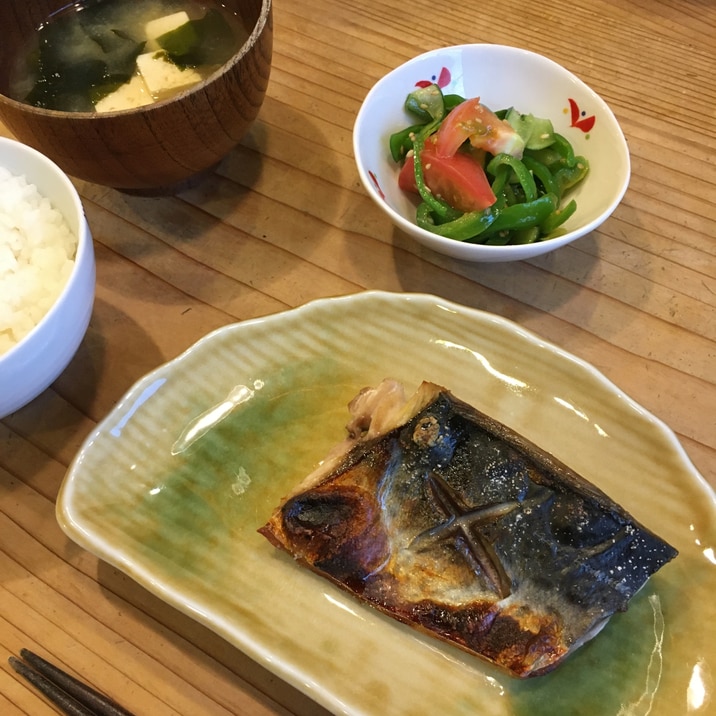 魚嫌いのお子様に！骨取りサバの塩焼き